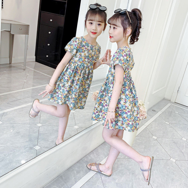 Nyári gyerekruha rövid ujjú, virágmintás