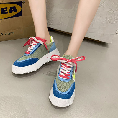 Női sportcipő lapos talppal