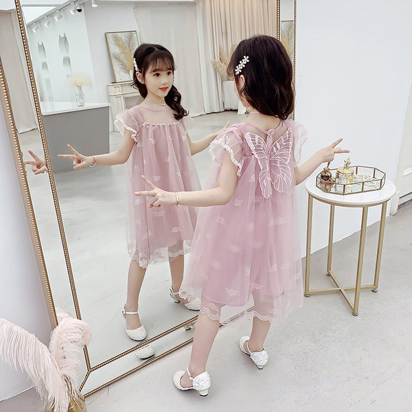 Modern gyerekruha hímzéssel és 3D szárnyakkal