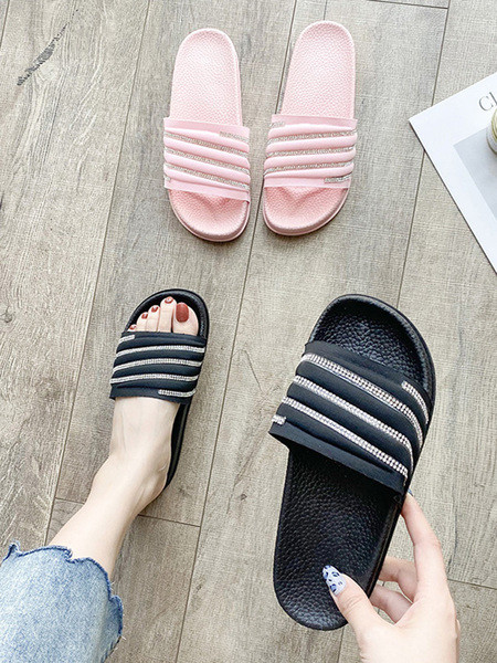 Női hétköznapi papucs lapos talppal és kövekkel