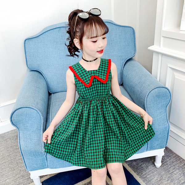 Πράσινο παιδικό φόρεμα με τετράγωνο ντεκολτέ