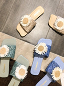 Lameda talla ja lillekujulise 3D kaunistusega naiste sussid