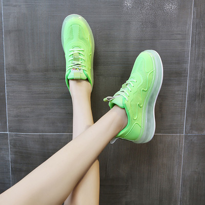 Modern női tornacipő lapos gumitalppal