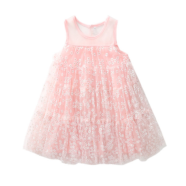 Kivágott gyerekruha tüllel és hímzéssel