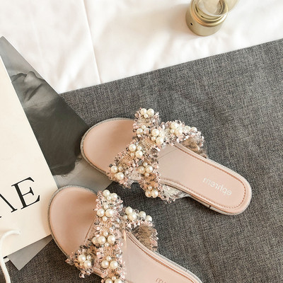 Modern női papucs lapos talppal és gyöngyökkel