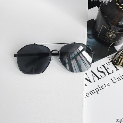 Moodsad naiste ümarad prillid