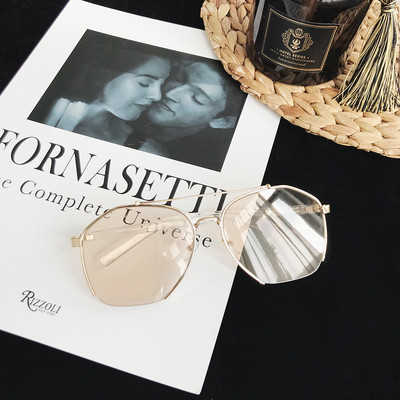 Moodsad naiste ümarad prillid