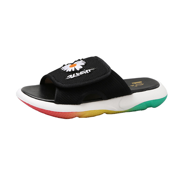 Eko bőrből készült alkalmi női papucs virágos hímzéssel és színes talppal