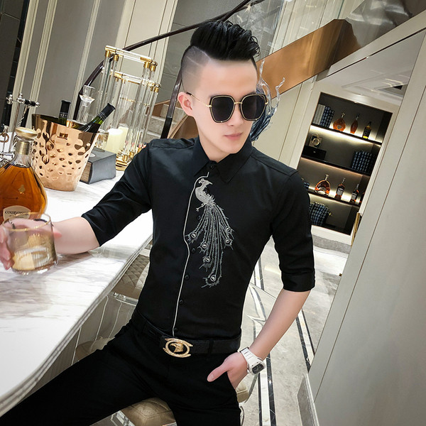 Вталена мъжка риза с 3/4 ръкав и бродерия