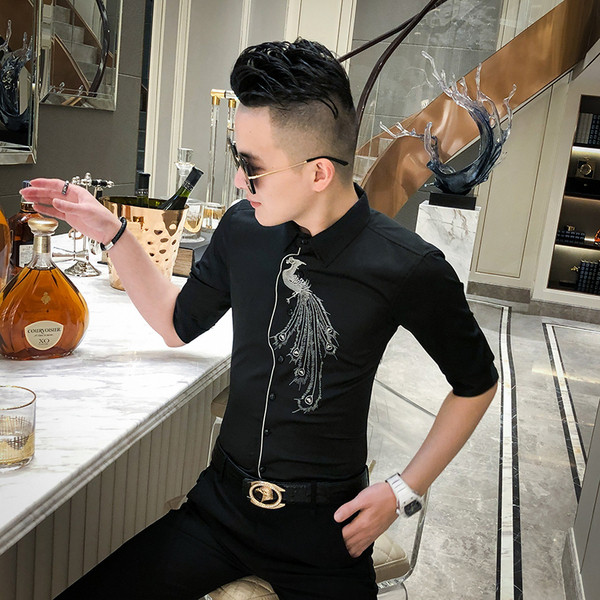 Вталена мъжка риза с 3/4 ръкав и бродерия