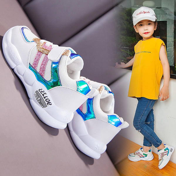 Sportiniai ir kasdieniai vaikiški sportbačiai su lipdukais mergaitėms