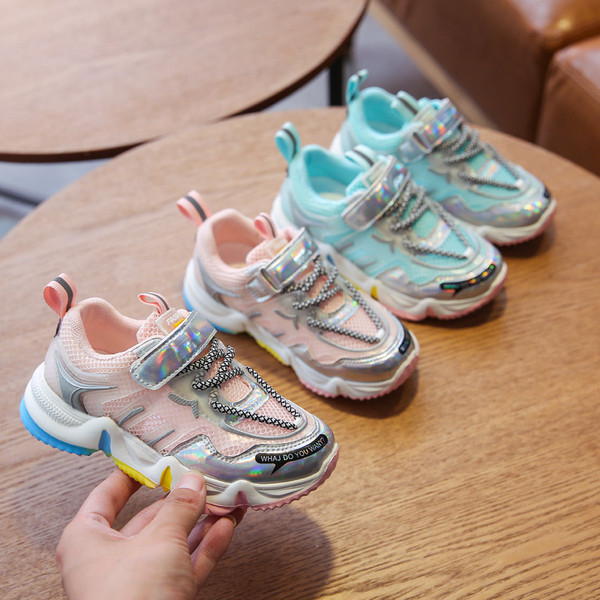 Laisvalaikiai vaikiški sportbačiai grubiu padu mergaitėms