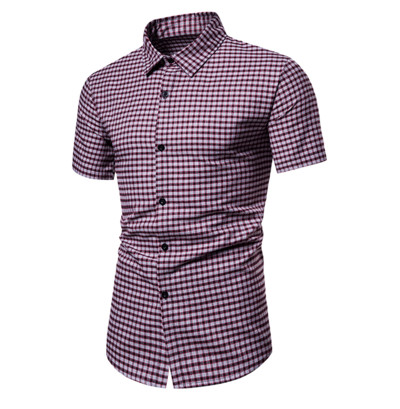 Karirana muška košulja s klasičnim ovratnikom i kratkim rukavima