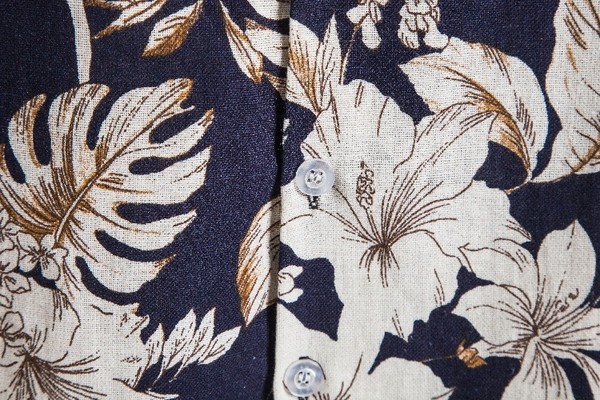 Muška ljetna košulja kratkih rukava i klasične kragne