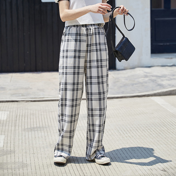 Дамски кариран панталон с джобове и стандартна талия