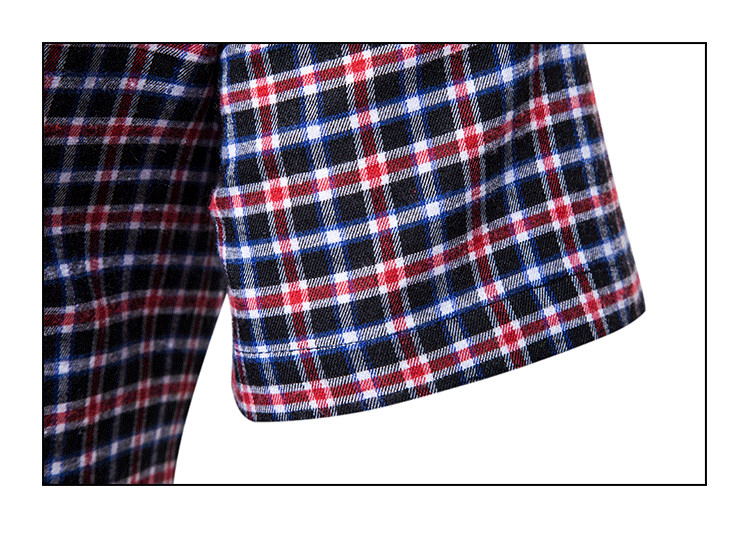 Karirana muška košulja pripijenog modela s klasičnim ovratnikom i kratkim rukavima