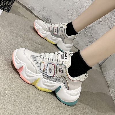 Дамски ежедневни маратонки с цветна груба подметка