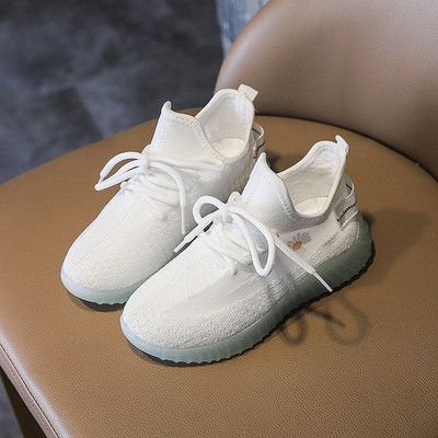 Dječje prozračne tenisice s vezom za djevojčice