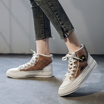 Ženske ležerne tenisice s ravnim potplatom i mrežicom