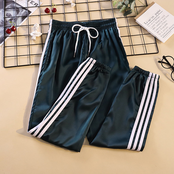 Ежедневен дамски панталон с ластична талия и кант