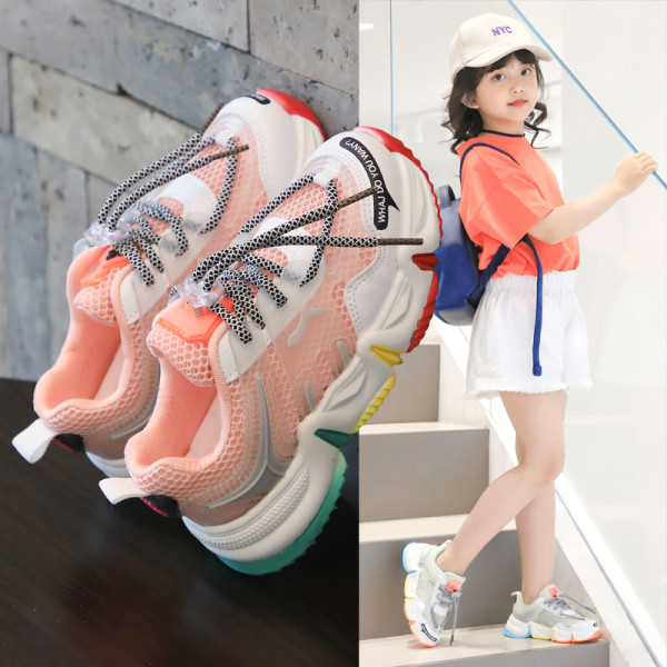 Спортни детски маратонки с връзки и груба подметка за момичета