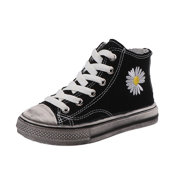 Детски кецове с бродерия и връзки за момичета