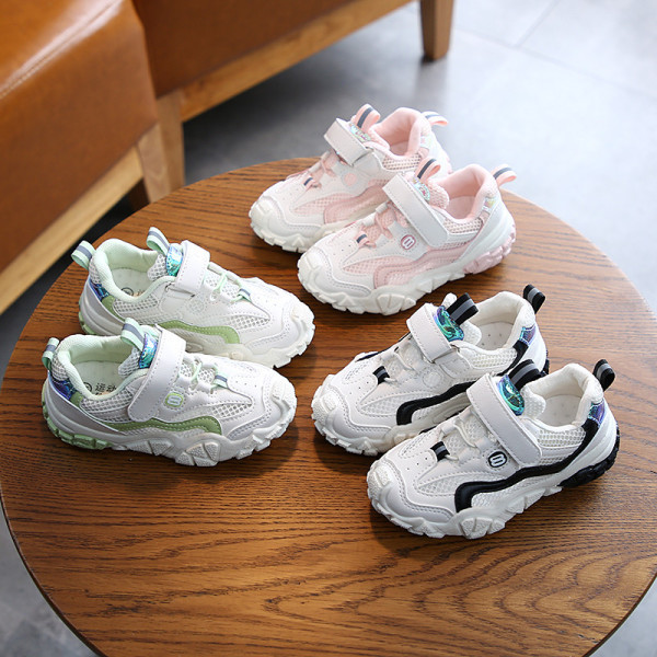 Детски маратонки с лепенка и мрежа за момичета