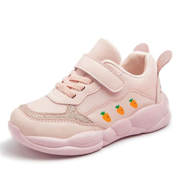 Детски маратонки за момичета с апликация и лепенка