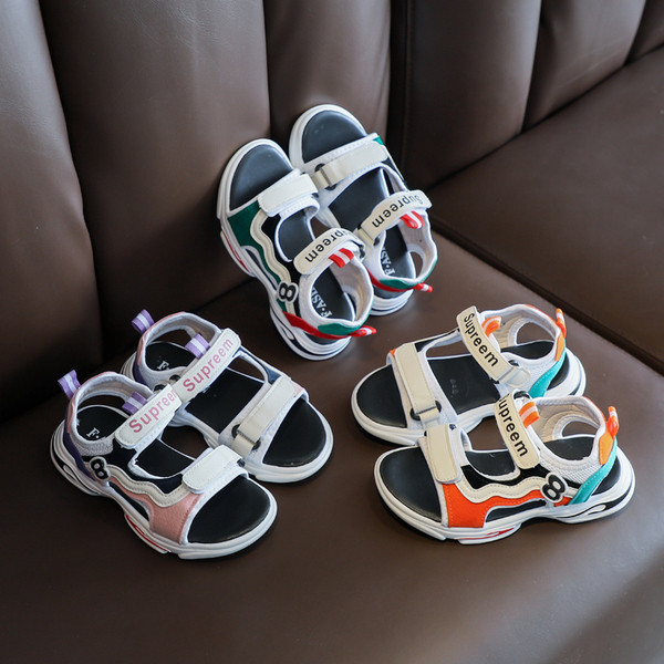 Ежедневни детски сандали за момчета с надписи и лепенки 