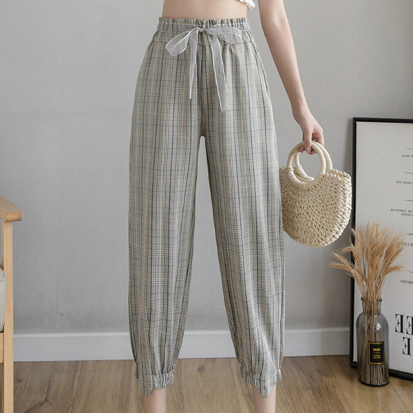 Дамски кариран панталон с ластична талия и връзки