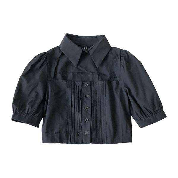 Kratka ženska košulja s gumbima i klasičnim ovratnikom