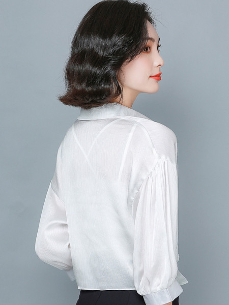 Ležerna ženska košulja s vezicama i klasičnim ovratnikom