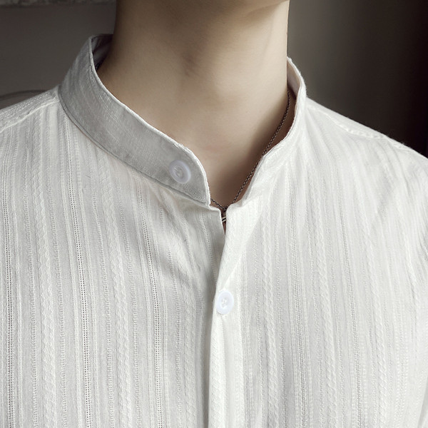 Elegantna muška košulja s ovalnim ovratnikom i 3/4 rukavima