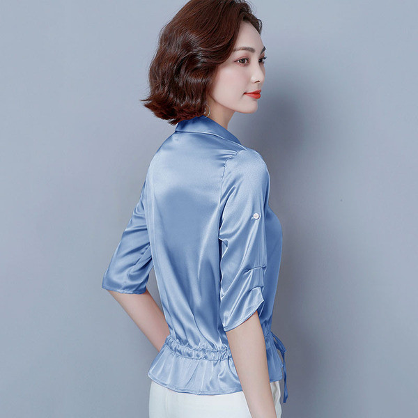 Копринена дамска риза с копчета и връзки 