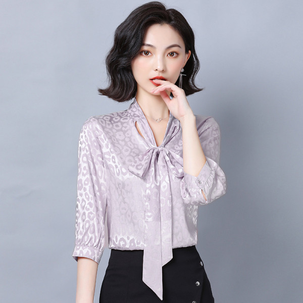 Модерна дамска риза от сатен с панделка 