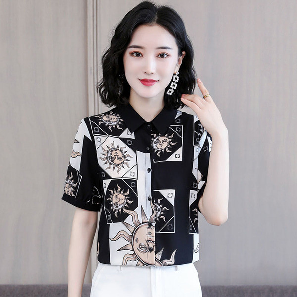 Копринена дамска риза с къс ръкав и класическа яка