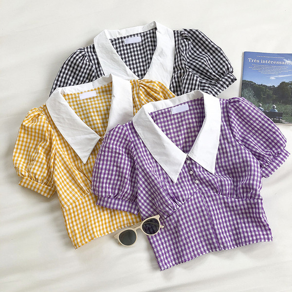 Карирана дамска риза с класическа яка и широки ръкави