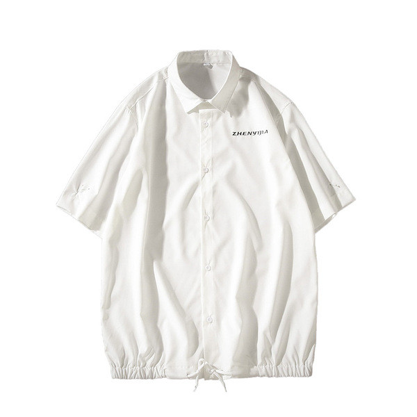 Ежедневна мъжка риза с класическа яка, къс ръкав и надпис