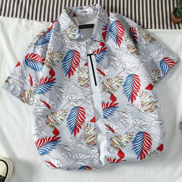 Мъжка лятна риза с къс ръкав, класическа яка и флорален десен