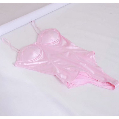 Целокупен сатенен бански костюм в розово, черно, синьо и златисто