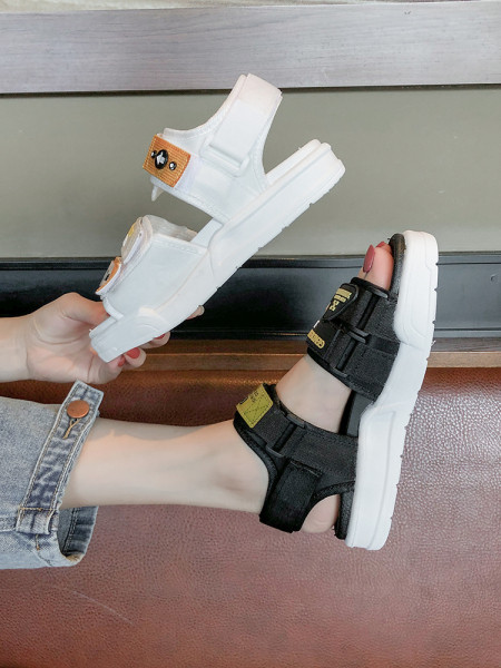 Ежедневни дамски сандали с надписи и велкро лепенки в два модела