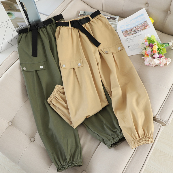 Aktualne ženske hlače s visokim strukom i remenom