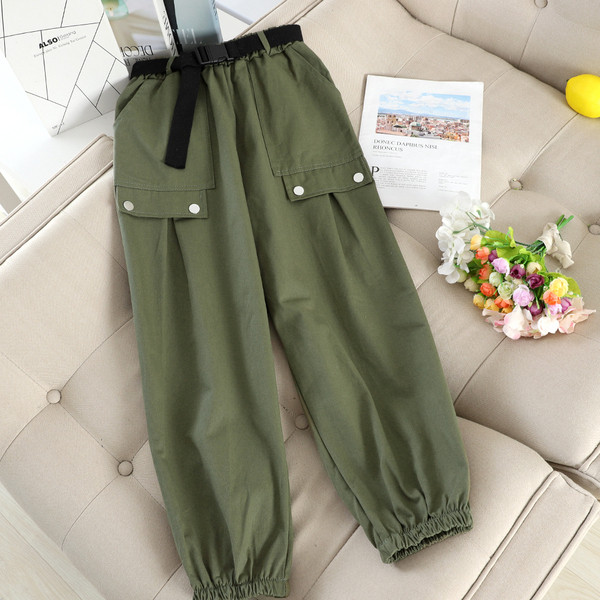 Aktualne ženske hlače s visokim strukom i remenom