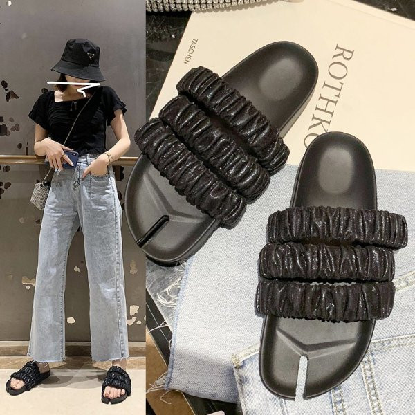 Нов модел черни дамски чехли с равна подметка