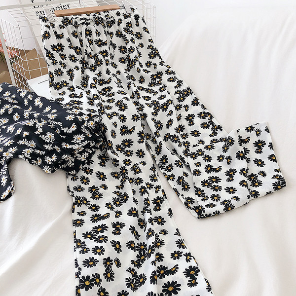 Широки дамски панталони с висока талия и принт 