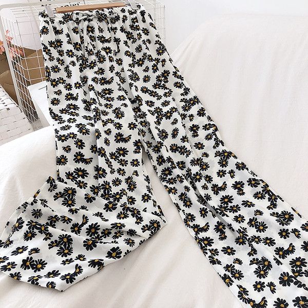 Широки дамски панталони с висока талия и принт 