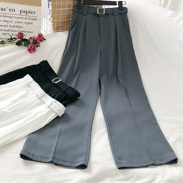 Широк дамски панталон с висока талия и колан 