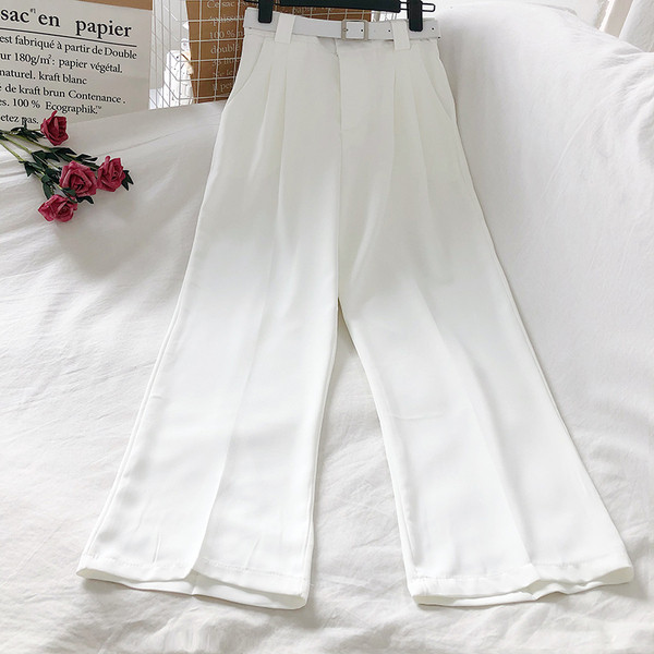 Широк дамски панталон с висока талия и колан 