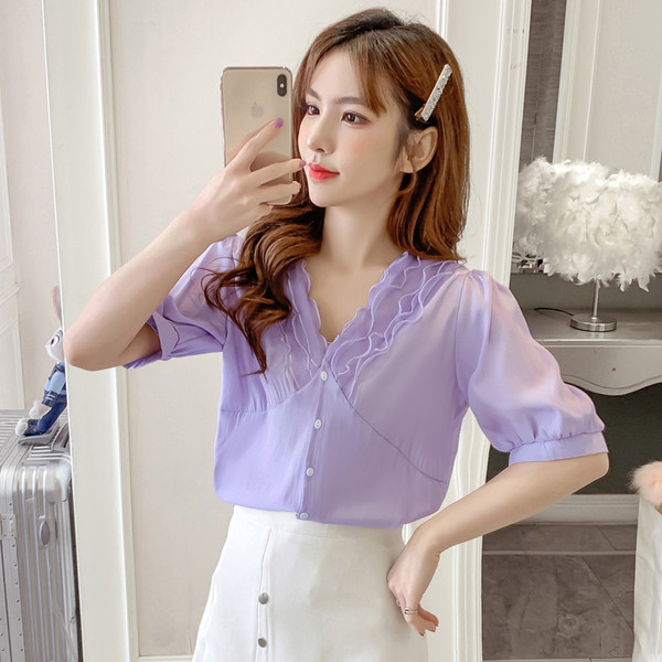 Нов модел дамска риза с V-образно деколте и широки ръкави