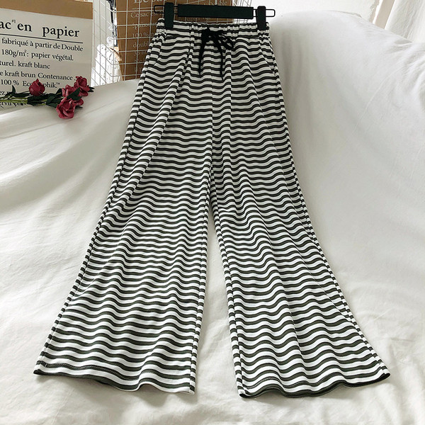 Раиран дамски панталон с висока талия и връзки